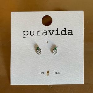NWT puravida pineapple earrings